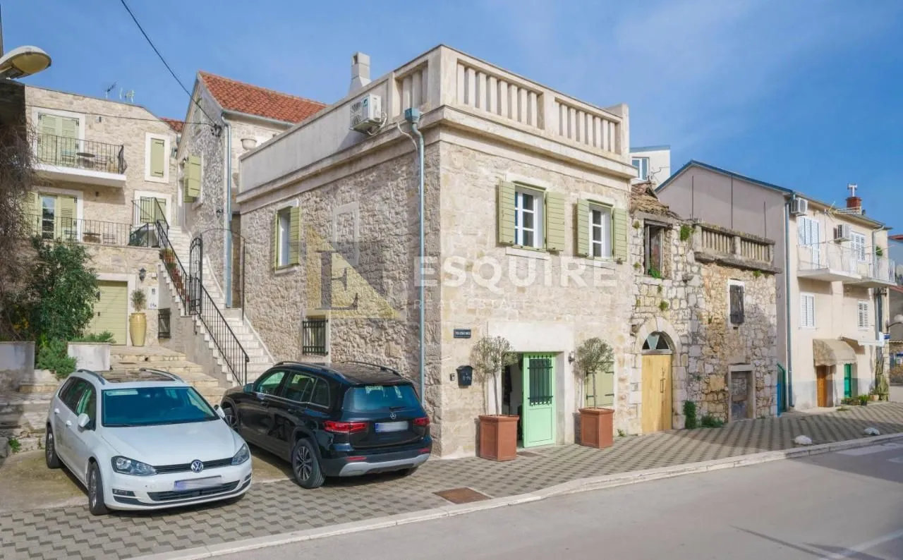 zaton - šibenik - prvi red uz more - luxury stone house - slika 37