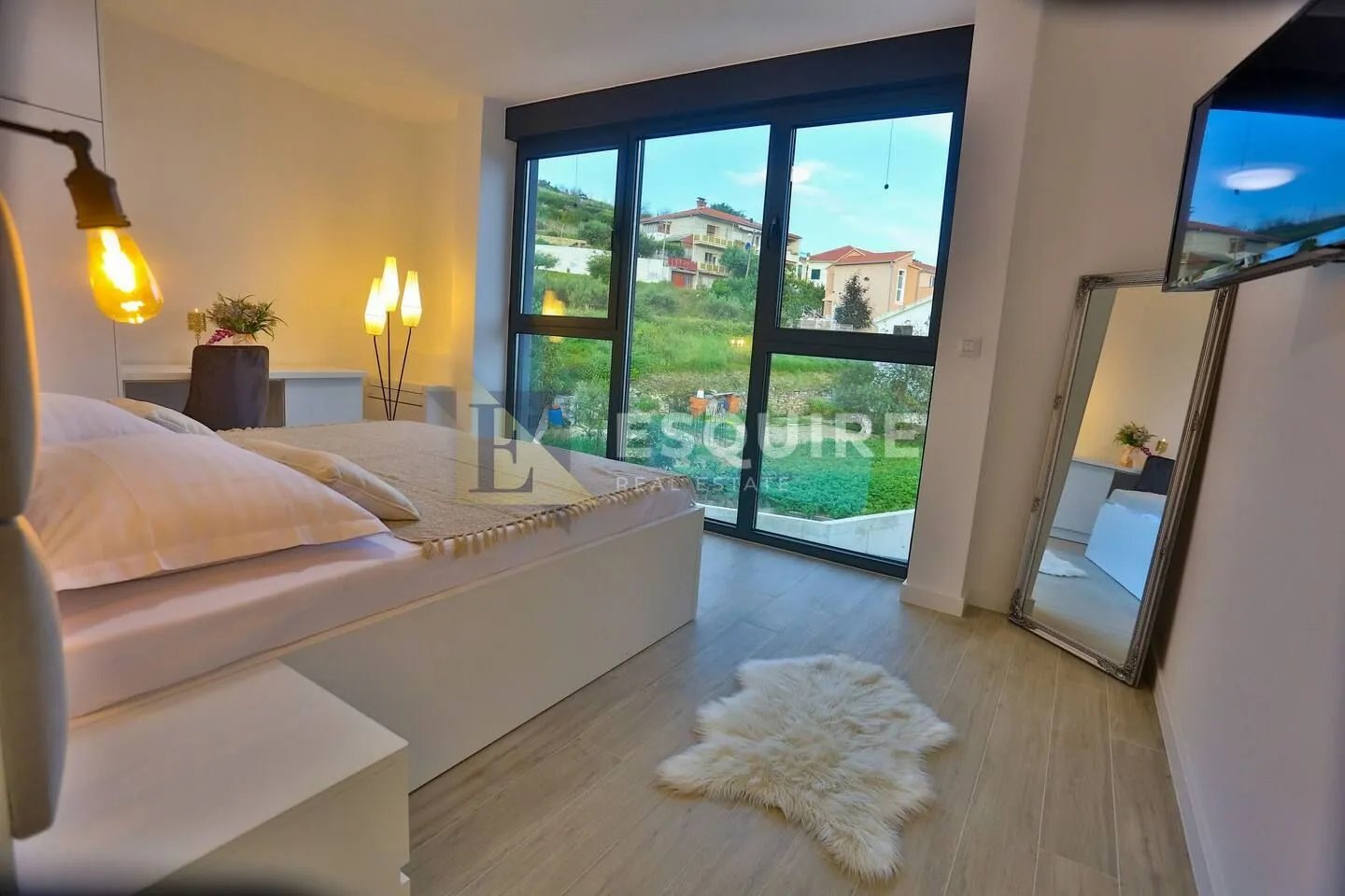 luksuzna vila s bazenom, okolica splita - slika 54