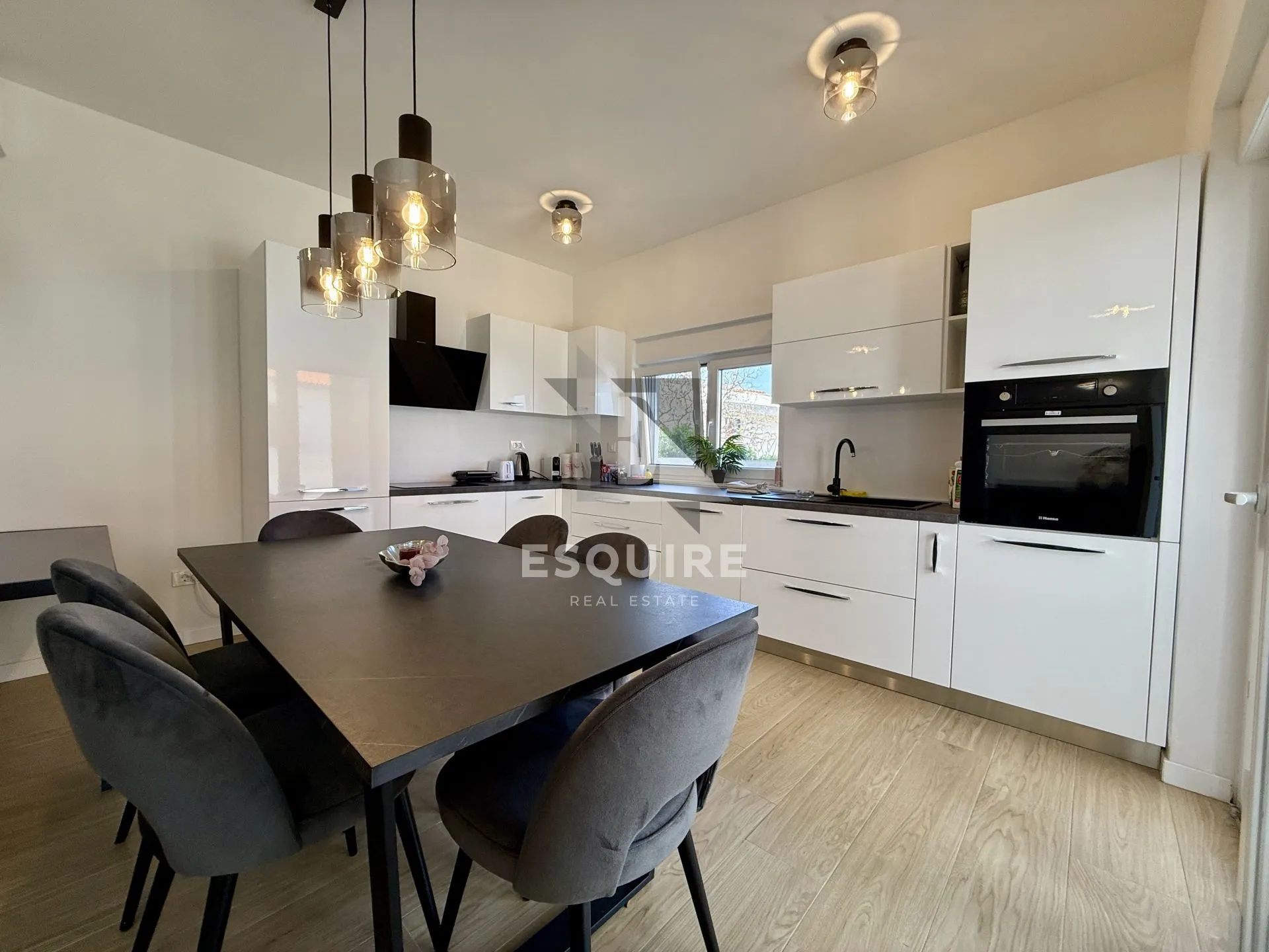 vinjerac – prostrani namješten dvosobni apartman s vrtom!! - slika 4