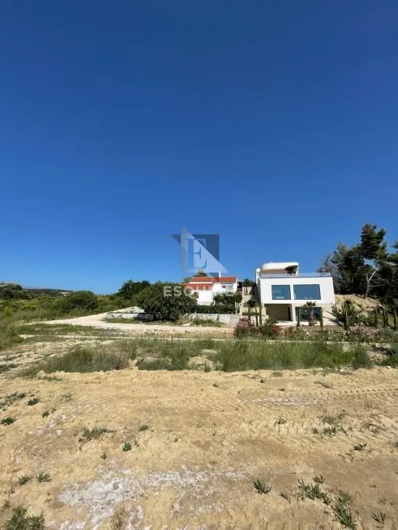 ljubač - velika parcela sa prizemnicom 1. red do mora - 702m2 - slika 30