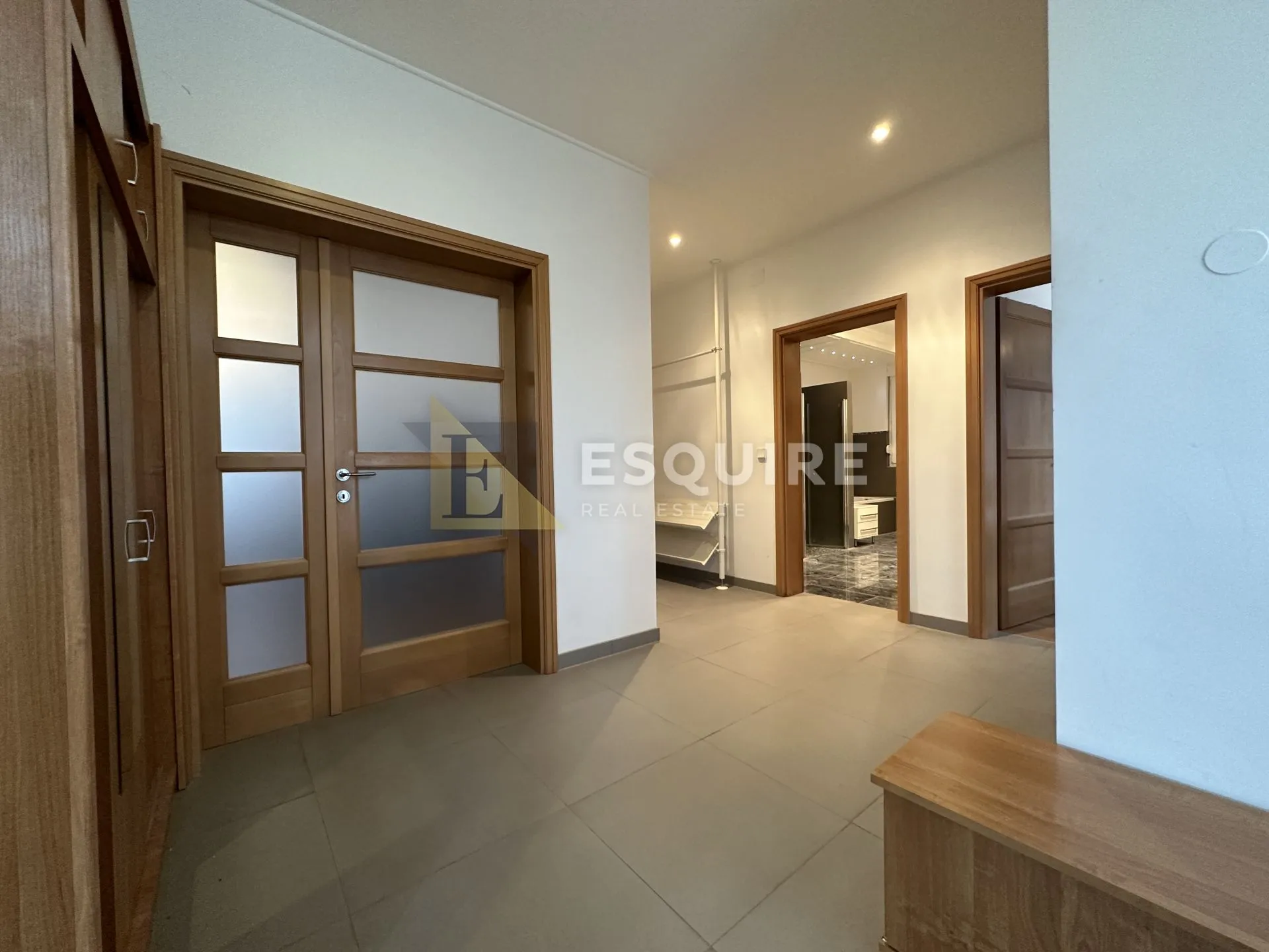 donja jagodnja - apartmanska kuća s bazenom - 540m2 - slika 16