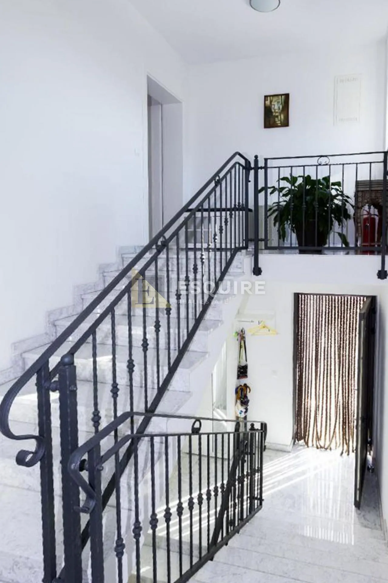 sukošan - kuća sa tri stana ukupne stambene površine - 345m2 - slika 39