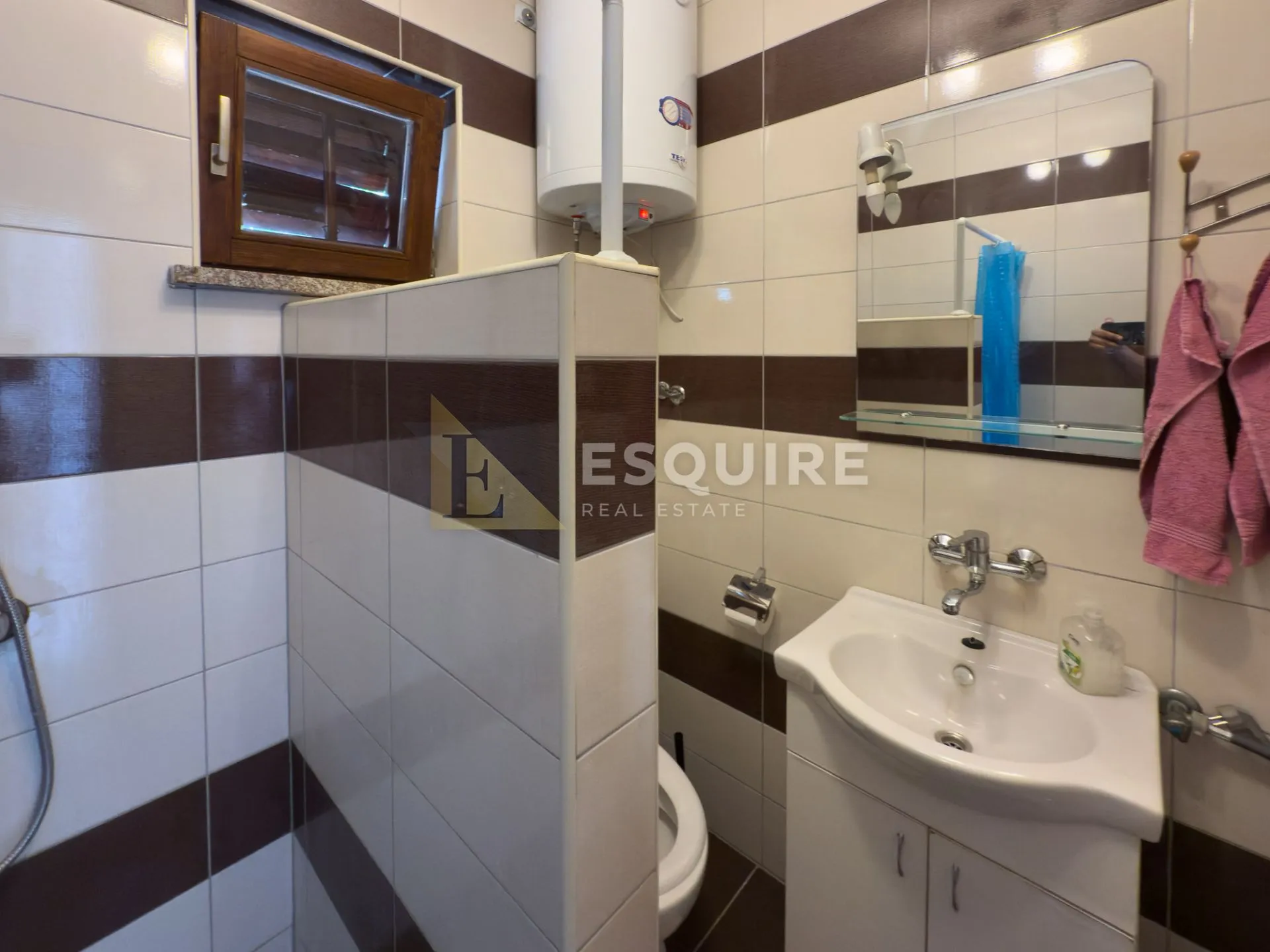 vrsi - samostojeća katnica sa dvije stambene jedinice - 250m2 - slika 10