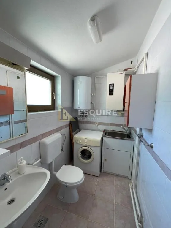 ljubač - velika parcela sa prizemnicom 1. red do mora - 702m2 - slika 14