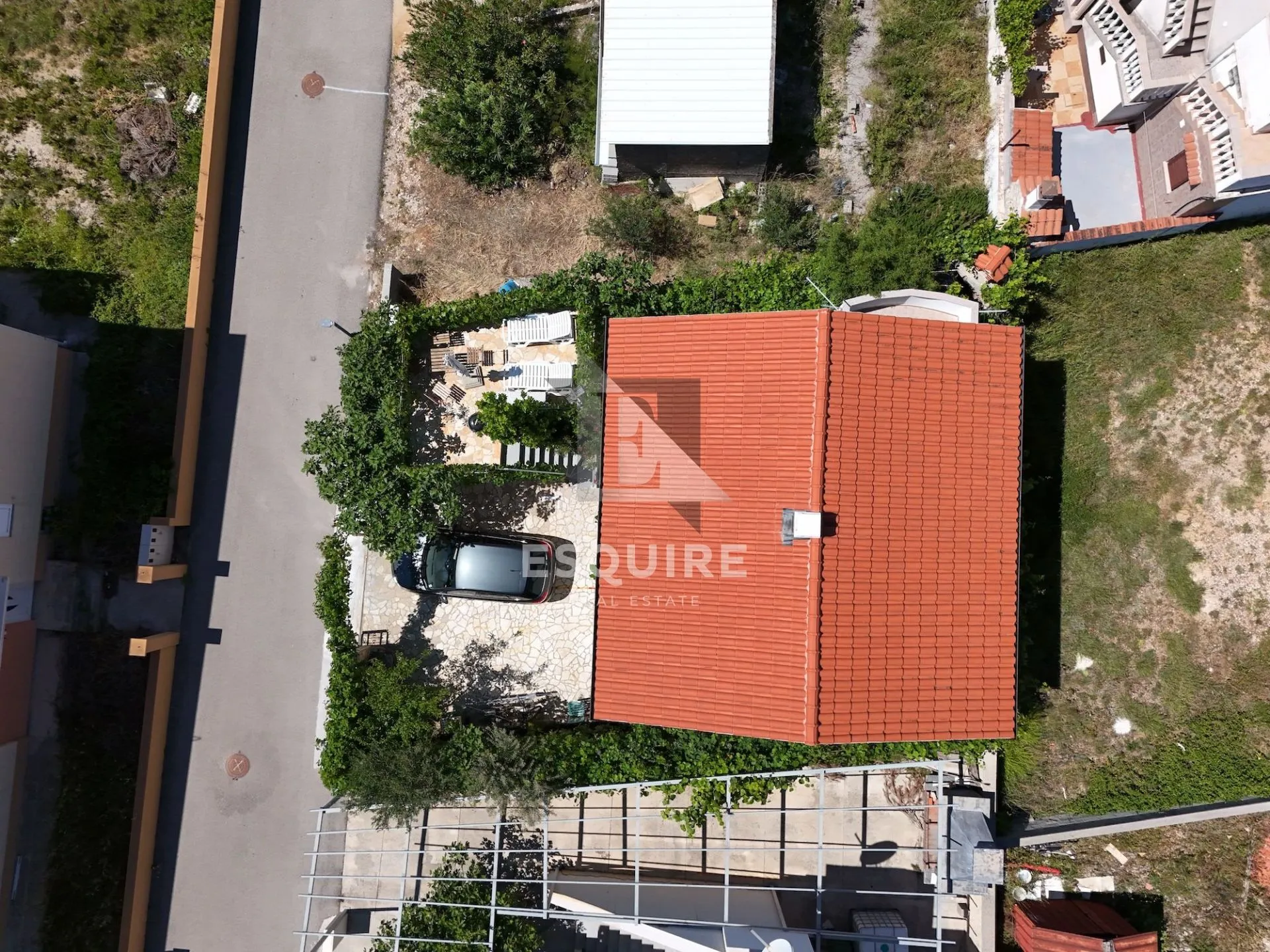 vrsi - samostojeća katnica sa dvije stambene jedinice - 250m2 - slika 42