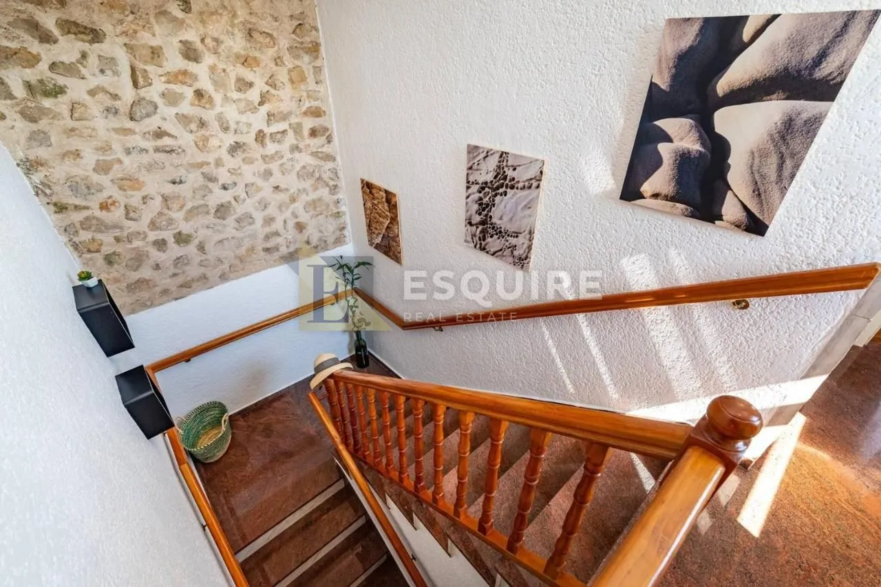 zadar - kuća sa bazenom i pogledom na terenu od 1200m2 - slika 35