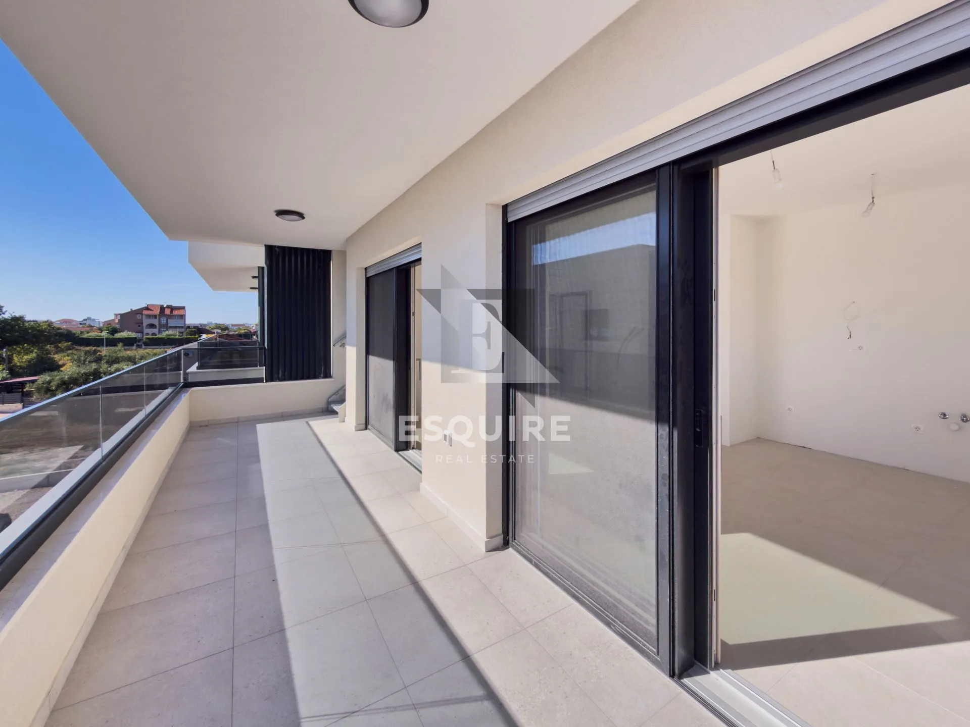 sukošan - dvosoban penthouse s5, izlaz iz stana na krovnu terasu - 92m2! - slika 1