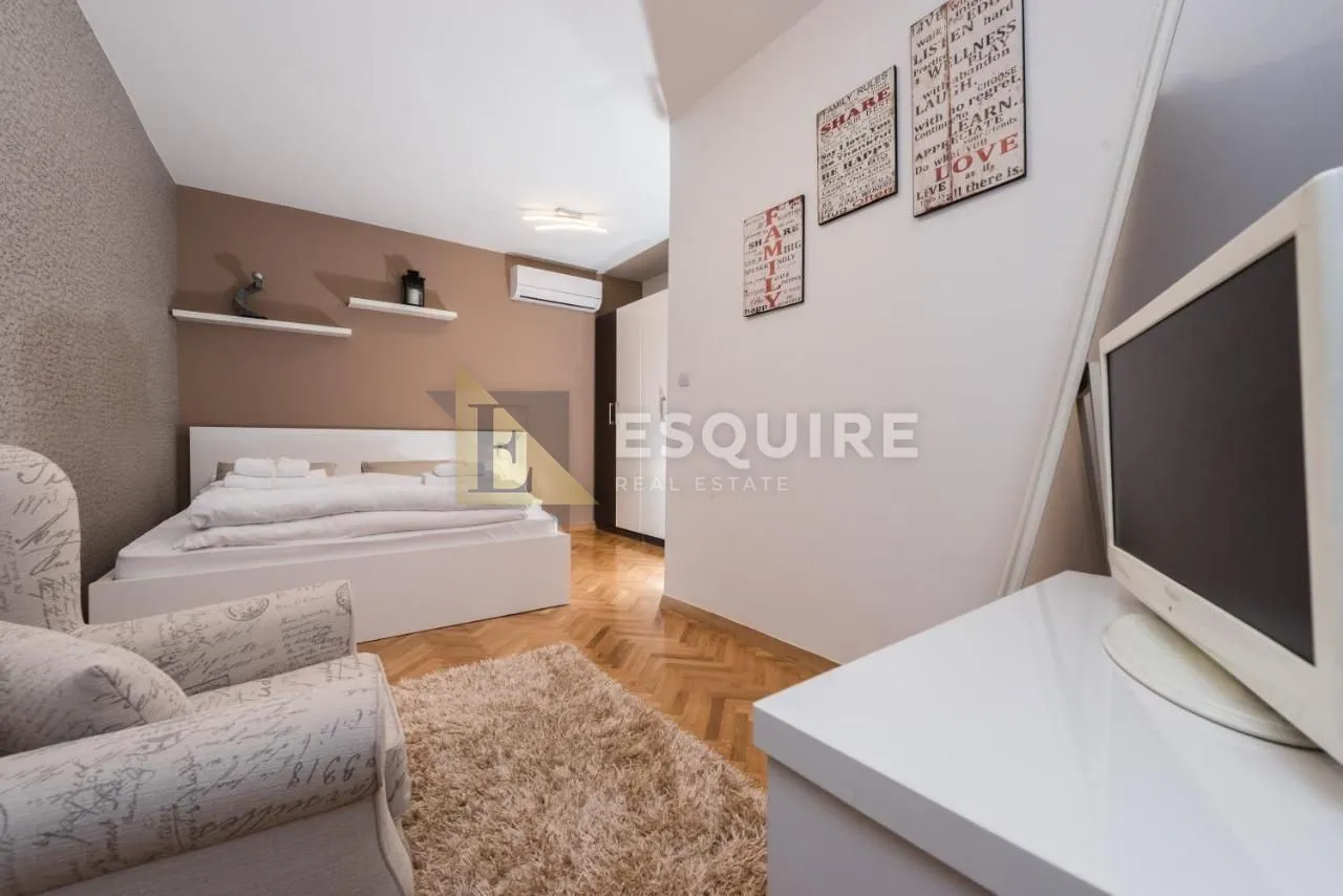 zadar - zgrada u centru stare jezgre grada sa 6 apartmana i 2 poslovna prostora - slika 37