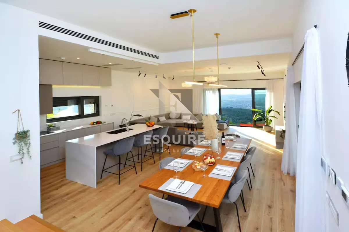 split- klis moderna villa sa bazenom i panoramskim pogledom - slika 4