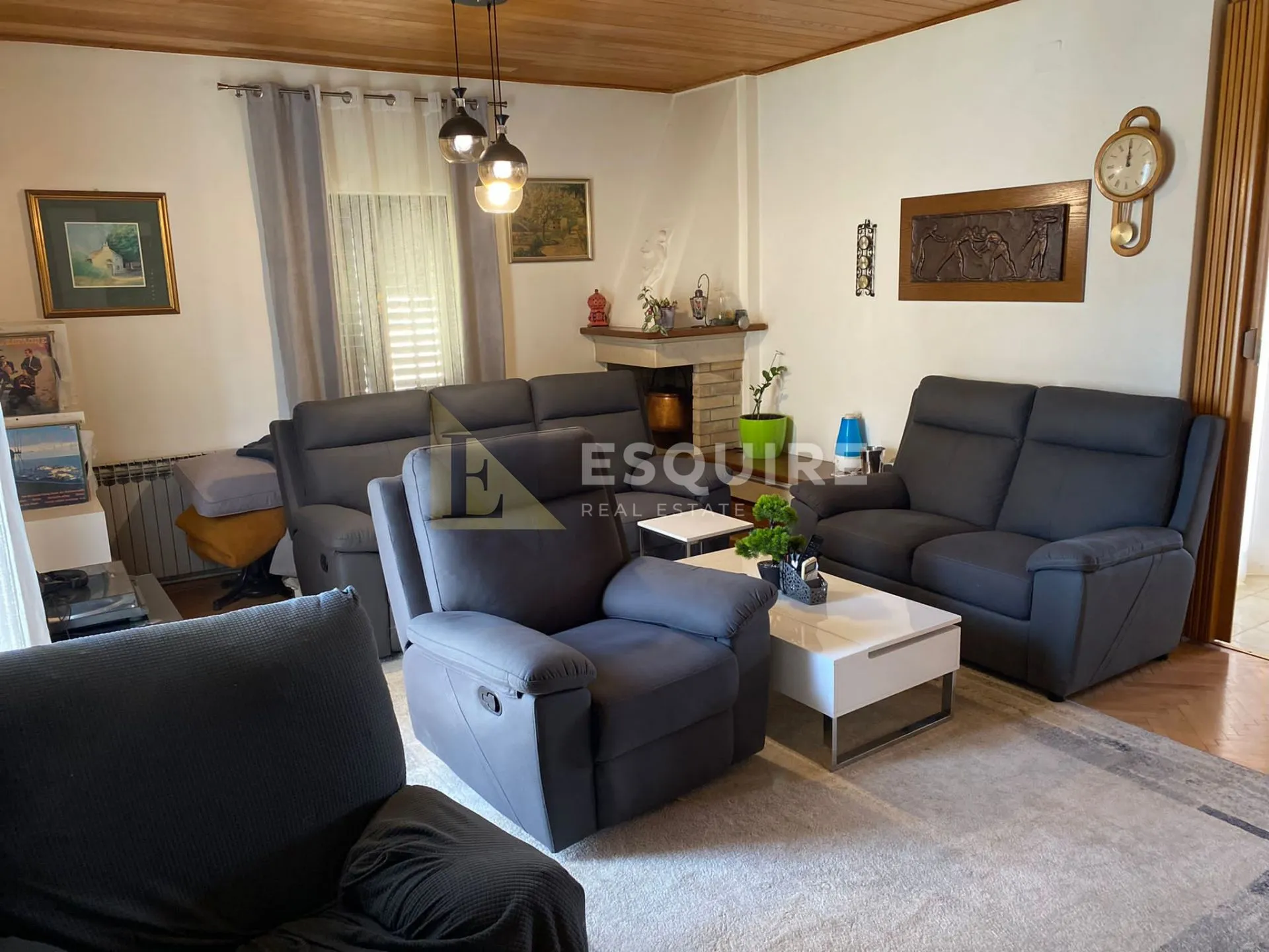 brač - sutivan - kuća sa dvije stambene jedinice i bazenom - 425m2 - slika 38