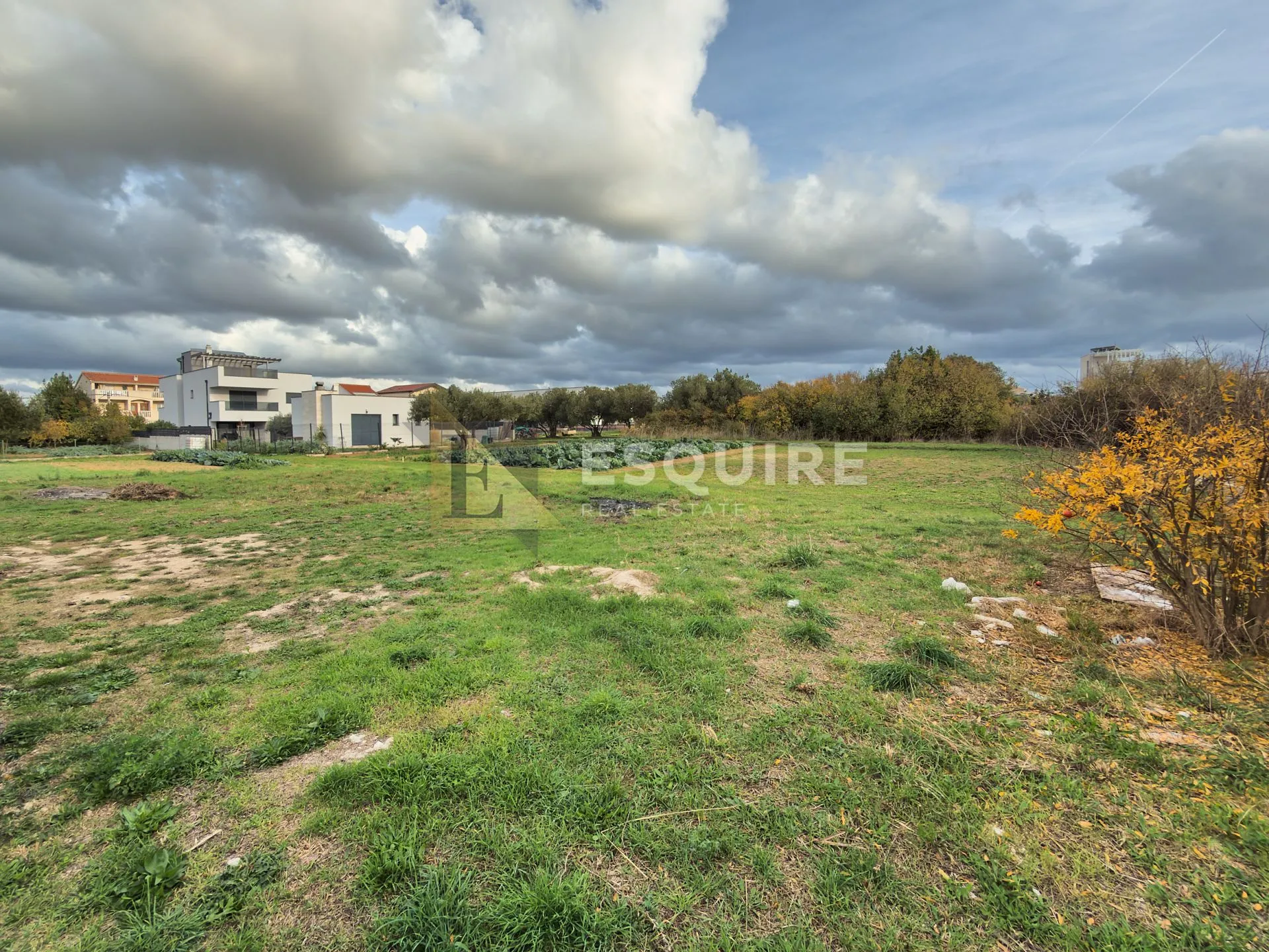 arbanasi - karma - građevinsko zemljište 80m od mora - 350m2 - slika 3