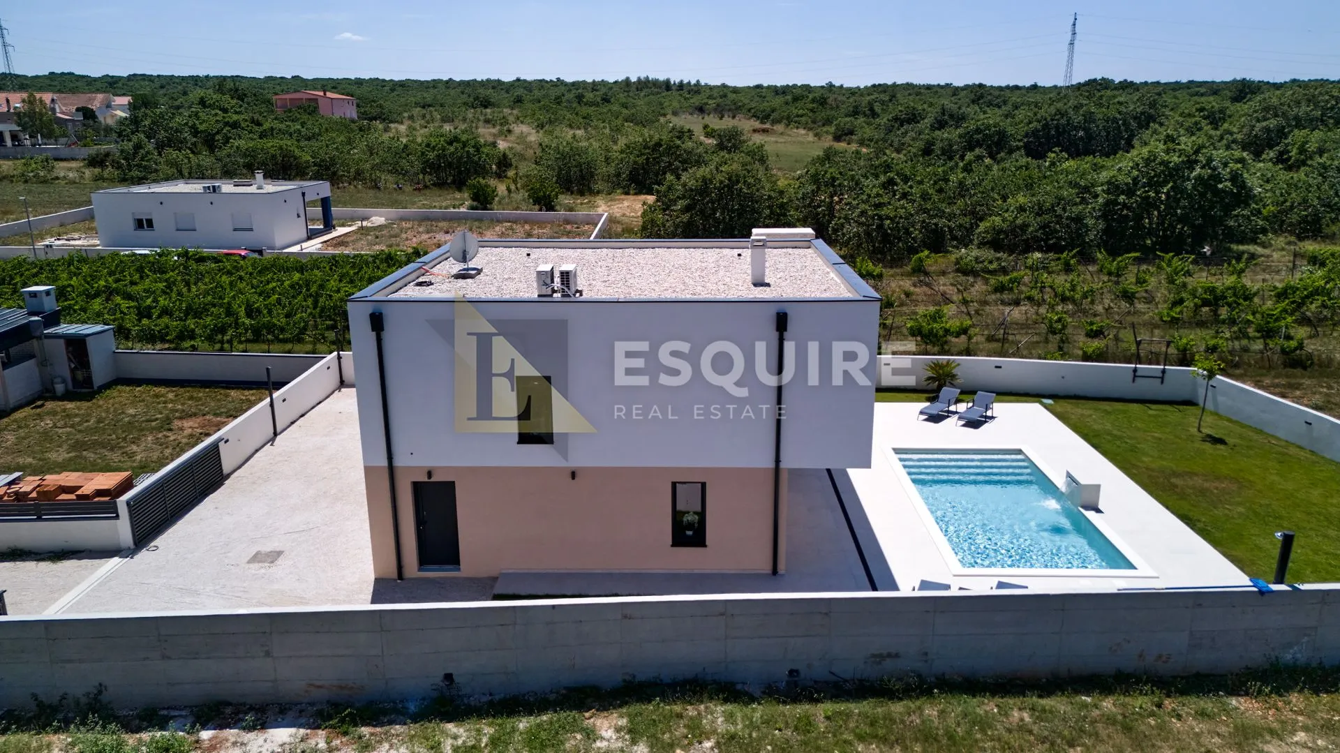 nin - žerava - moderna trosobna vila s bazenom - 188m2 - slika 5