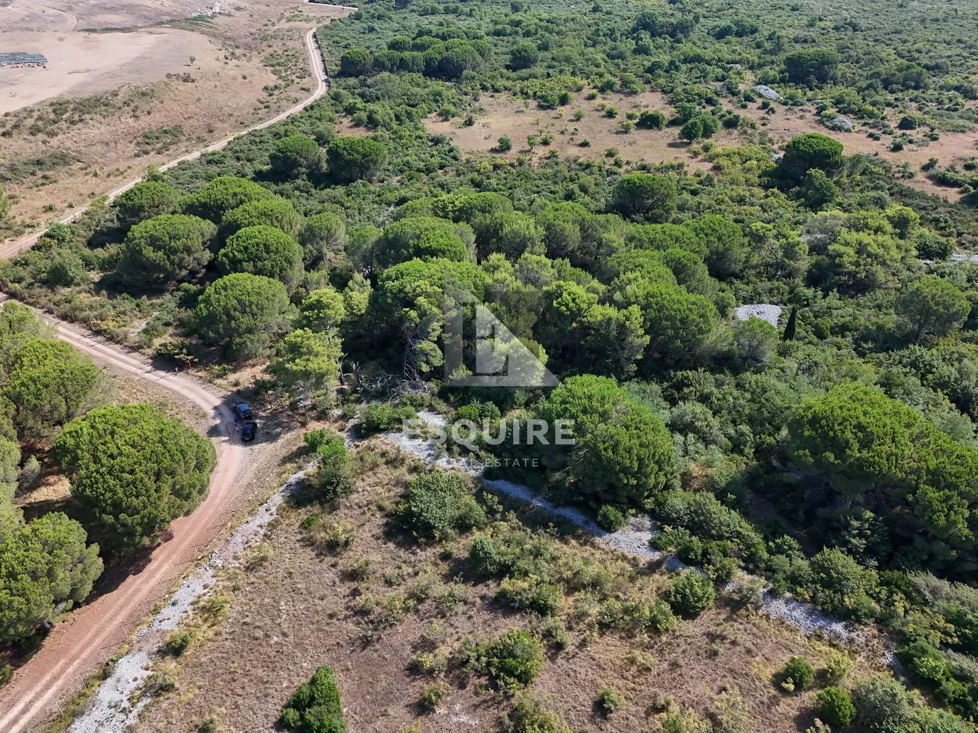 zadar - cerodol zemljište od 4.600m2 - slika 1