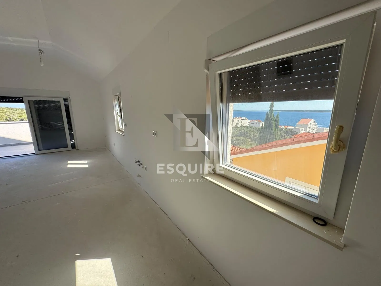pag - mandre trosoban apartman s bazenom - 110m2 - slika 7