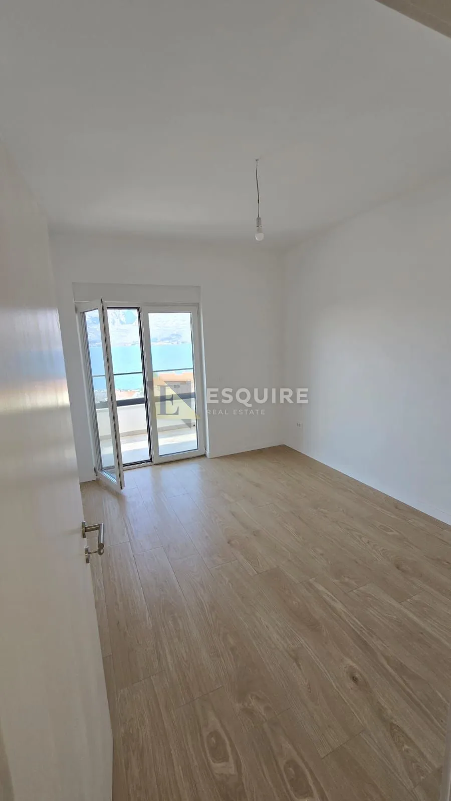 vinjerac - trosoban penthouse s krovnom terasom i panoramskim pogledom na more!! - slika 8