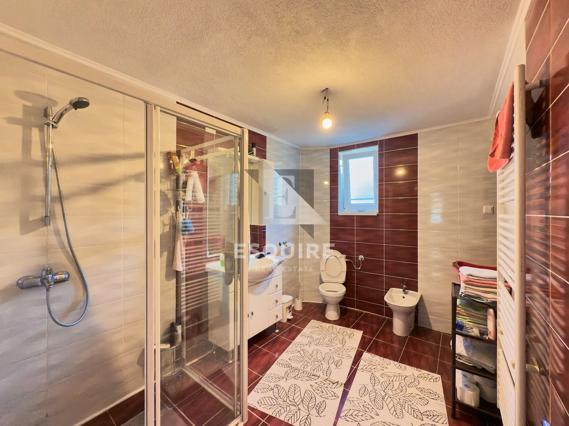 zemunik donji - samostojeća katnica s velikim dvorištem - 260m2 - slika 7