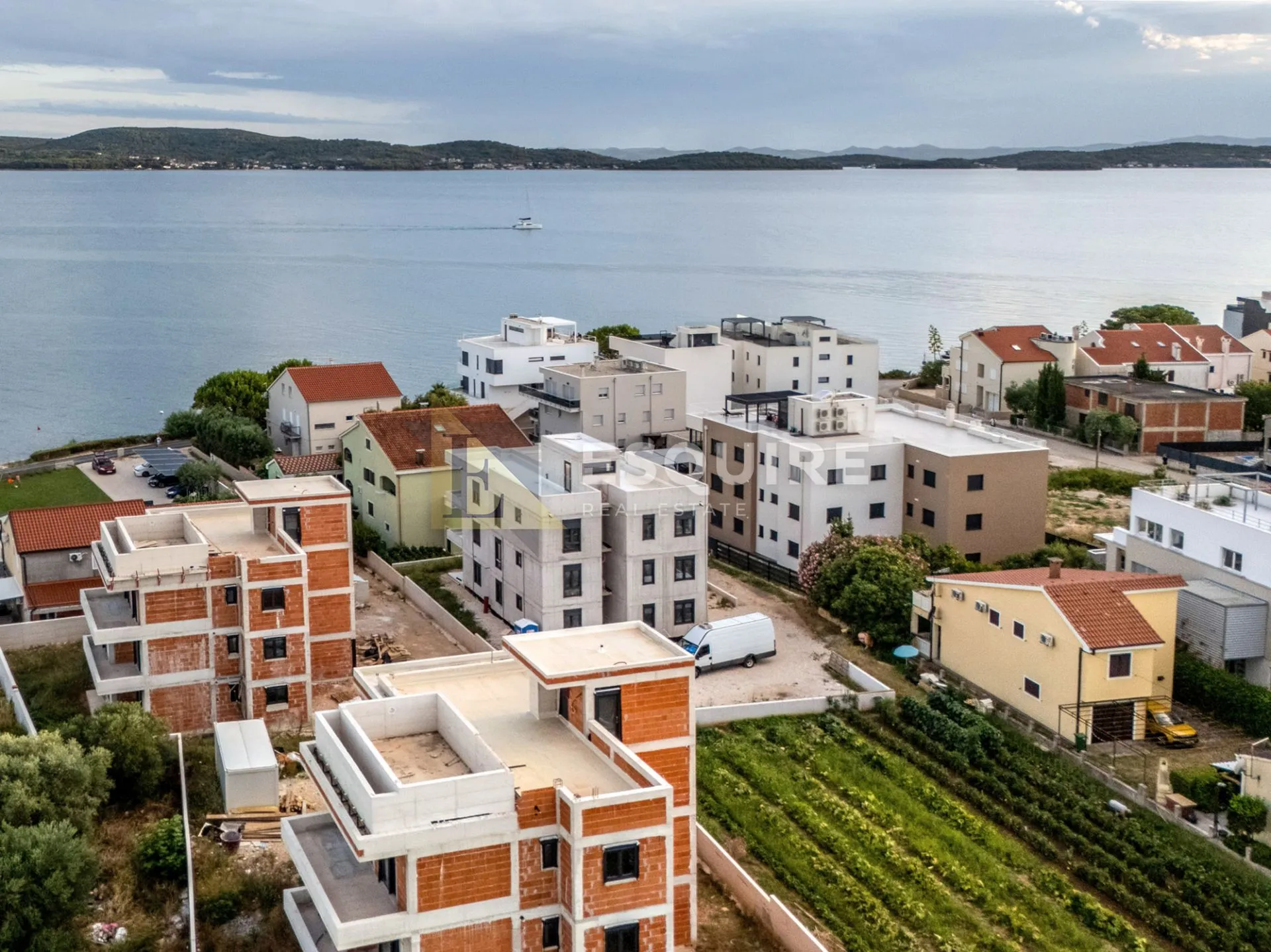 zadar - sukošan trosoban stan s01 u prizemlju s vrtom, 60 m od mora!! - slika 12
