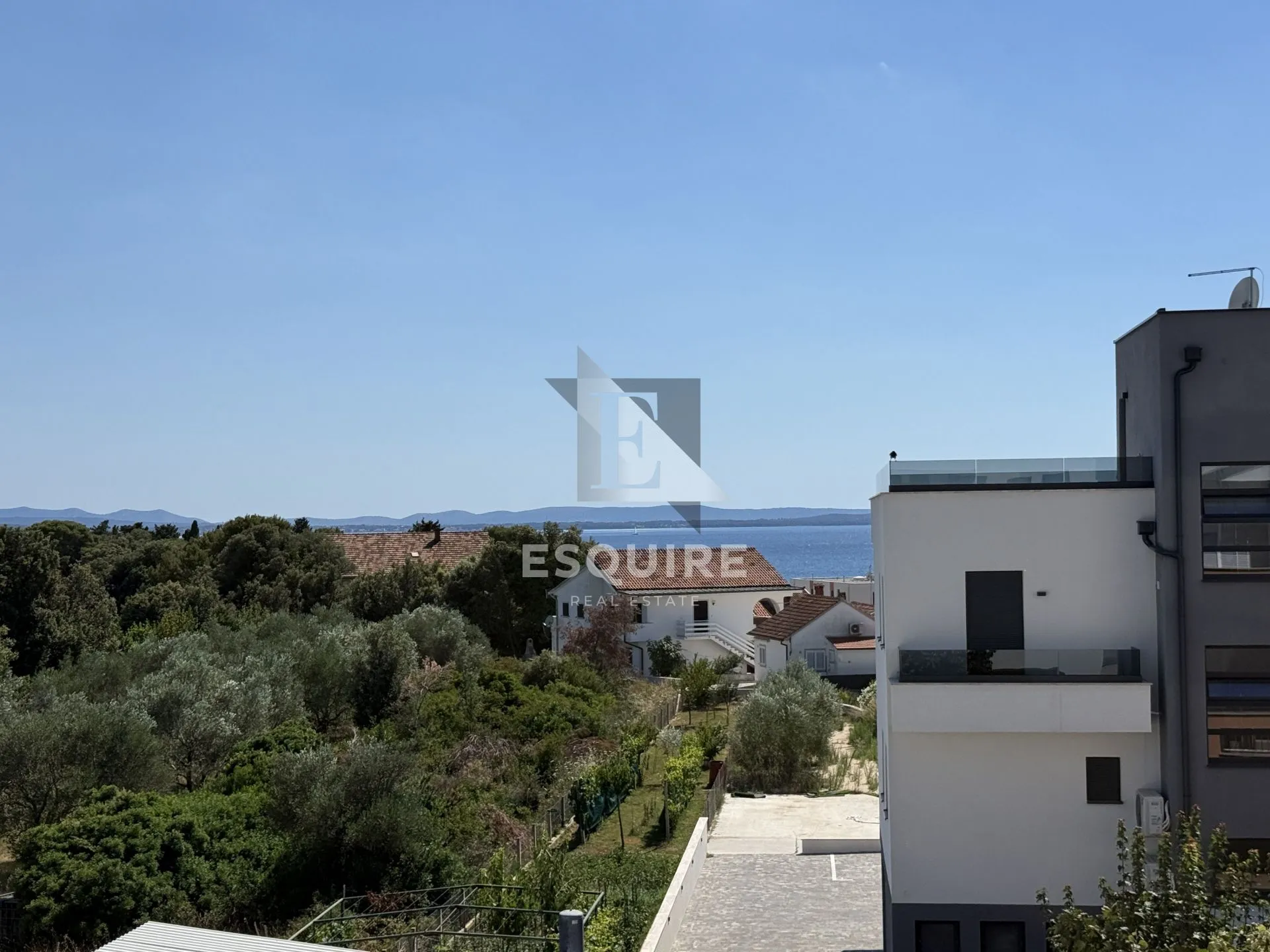 zadar – petrčane, ekskluzivan penthouse s4 s krovnom terasom i panoramskim pogledom na more!! - slika 8