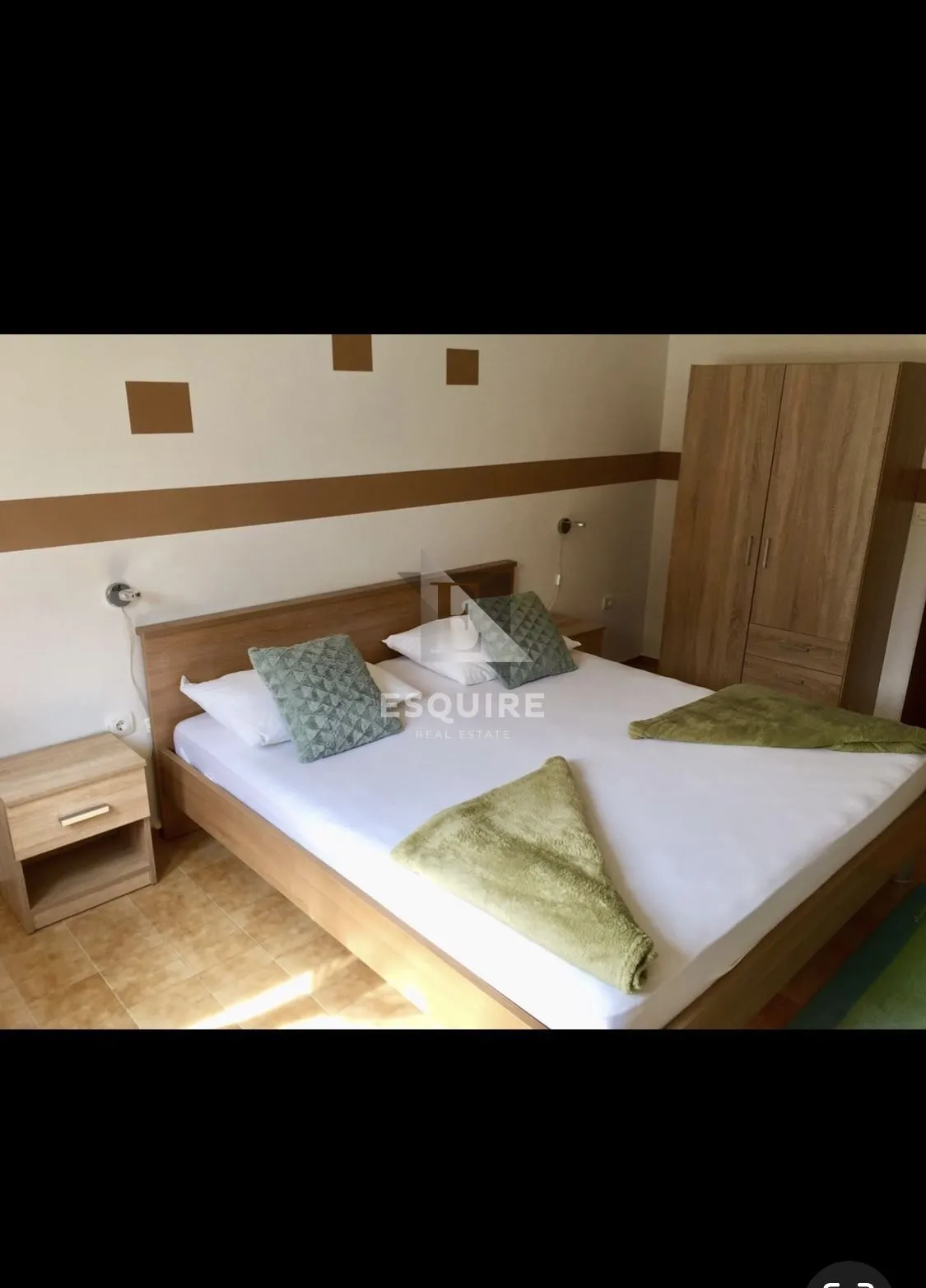 starigrad - paklenica - kuća, drugi red do mora - 695m2 - slika 11