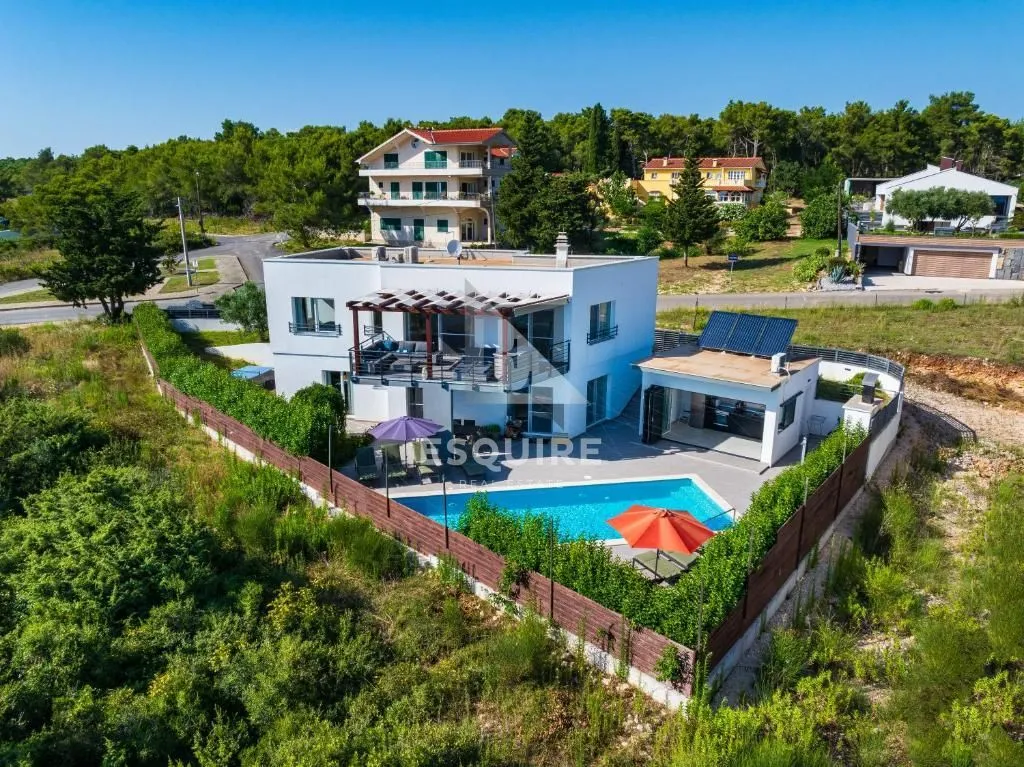 diklo - vila s bazenom i panoramskim pogledom na more i otoke - 200m2 - slika 43