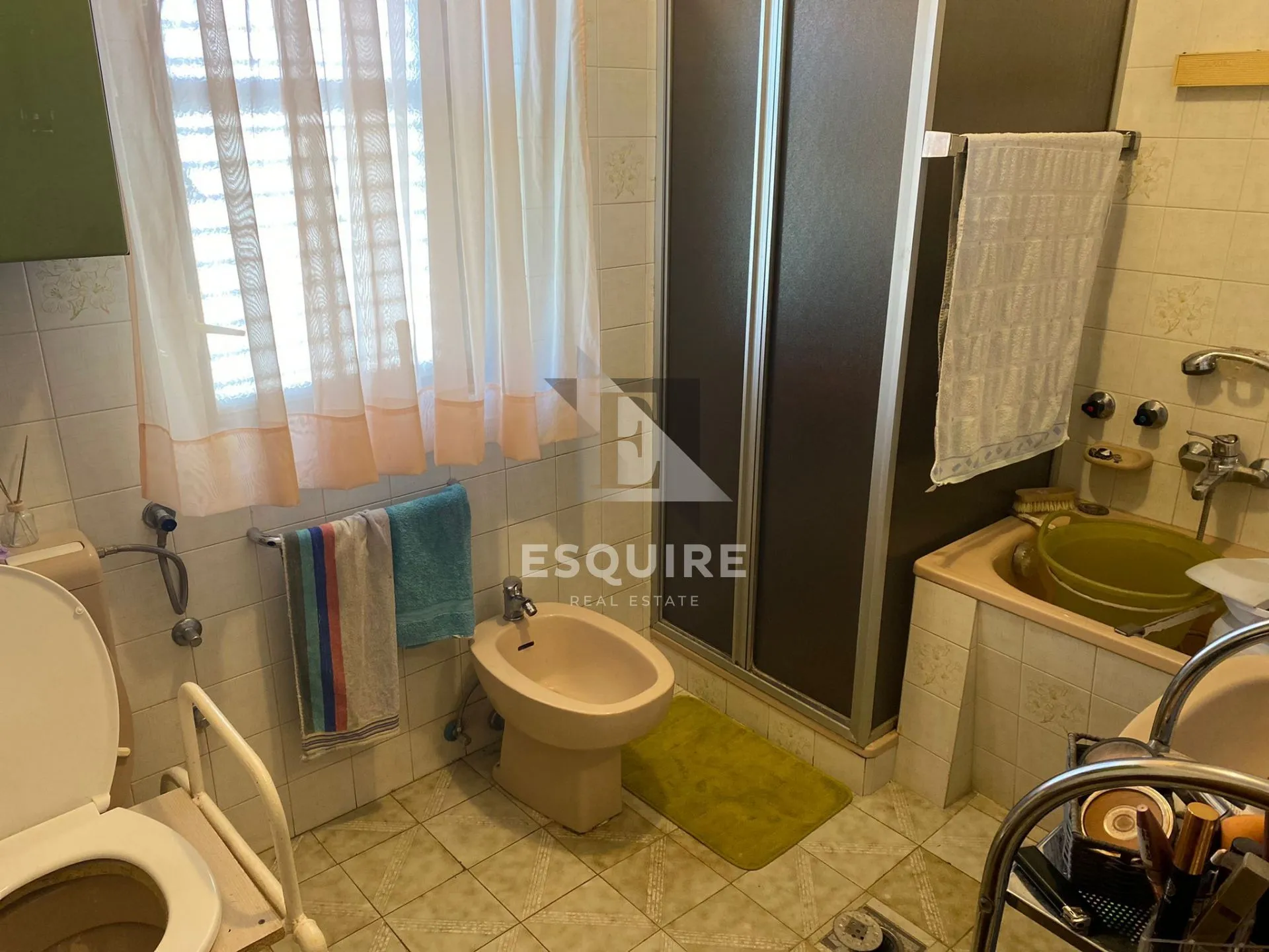 brač - sutivan - kuća sa dvije stambene jedinice i bazenom - 425m2 - slika 23