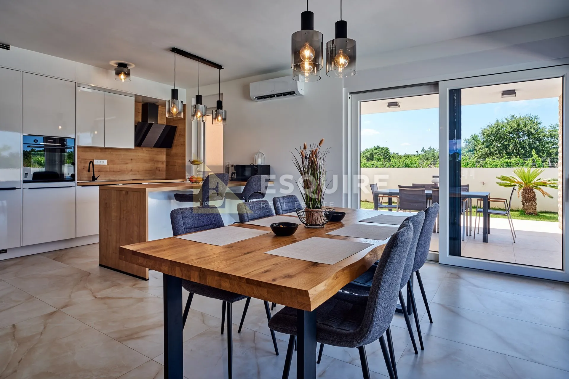 nin - žerava - moderna trosobna vila s bazenom - 188m2 - slika 23