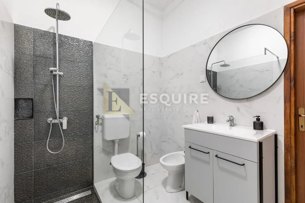 brač - sutivan - kuća sa dvije stambene jedinice i bazenom - 425m2 - slika 30