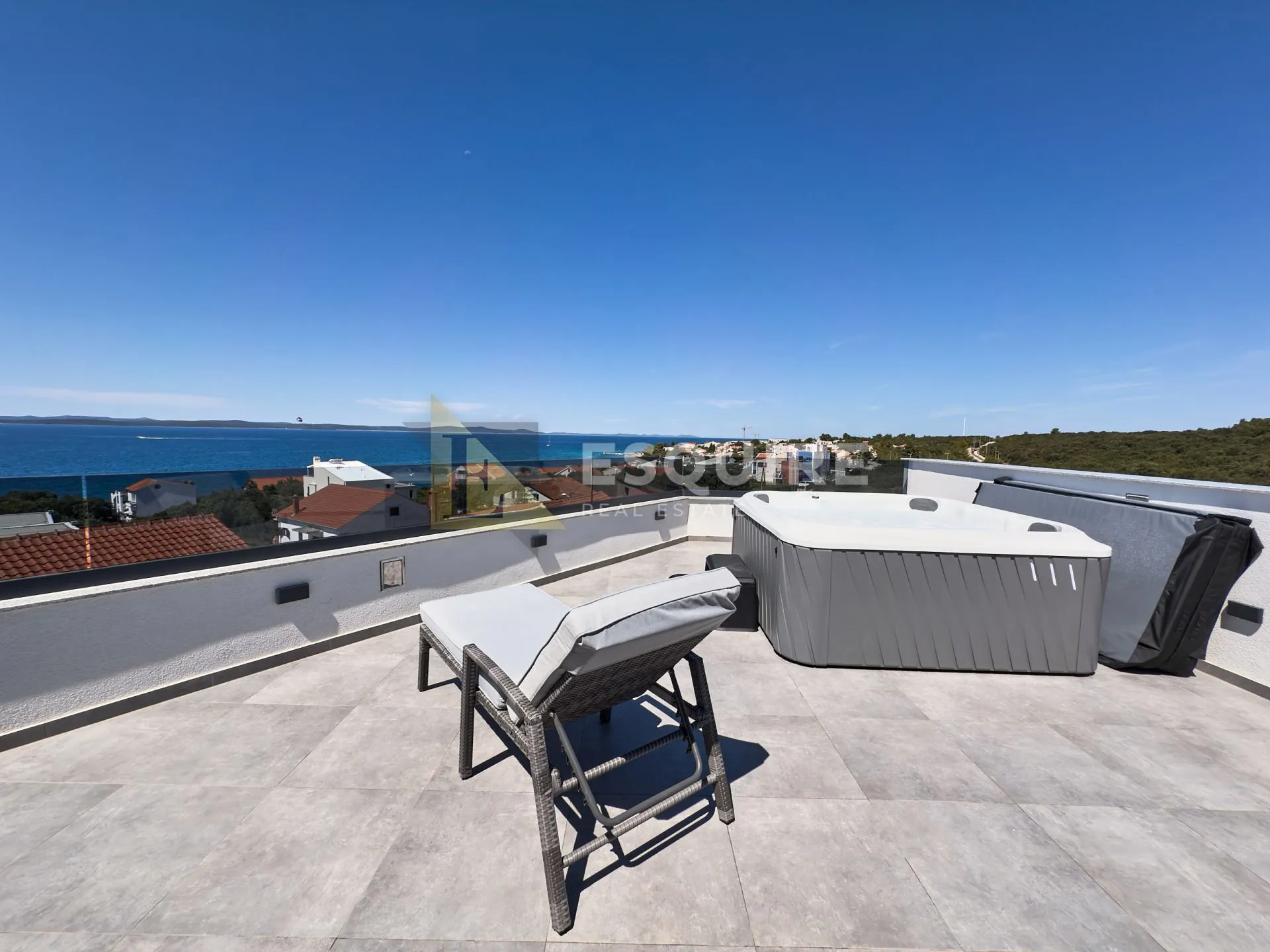 petrčane - punta skala luksuzni penthouse s krovnom terasom nadomak mora!! - slika 34