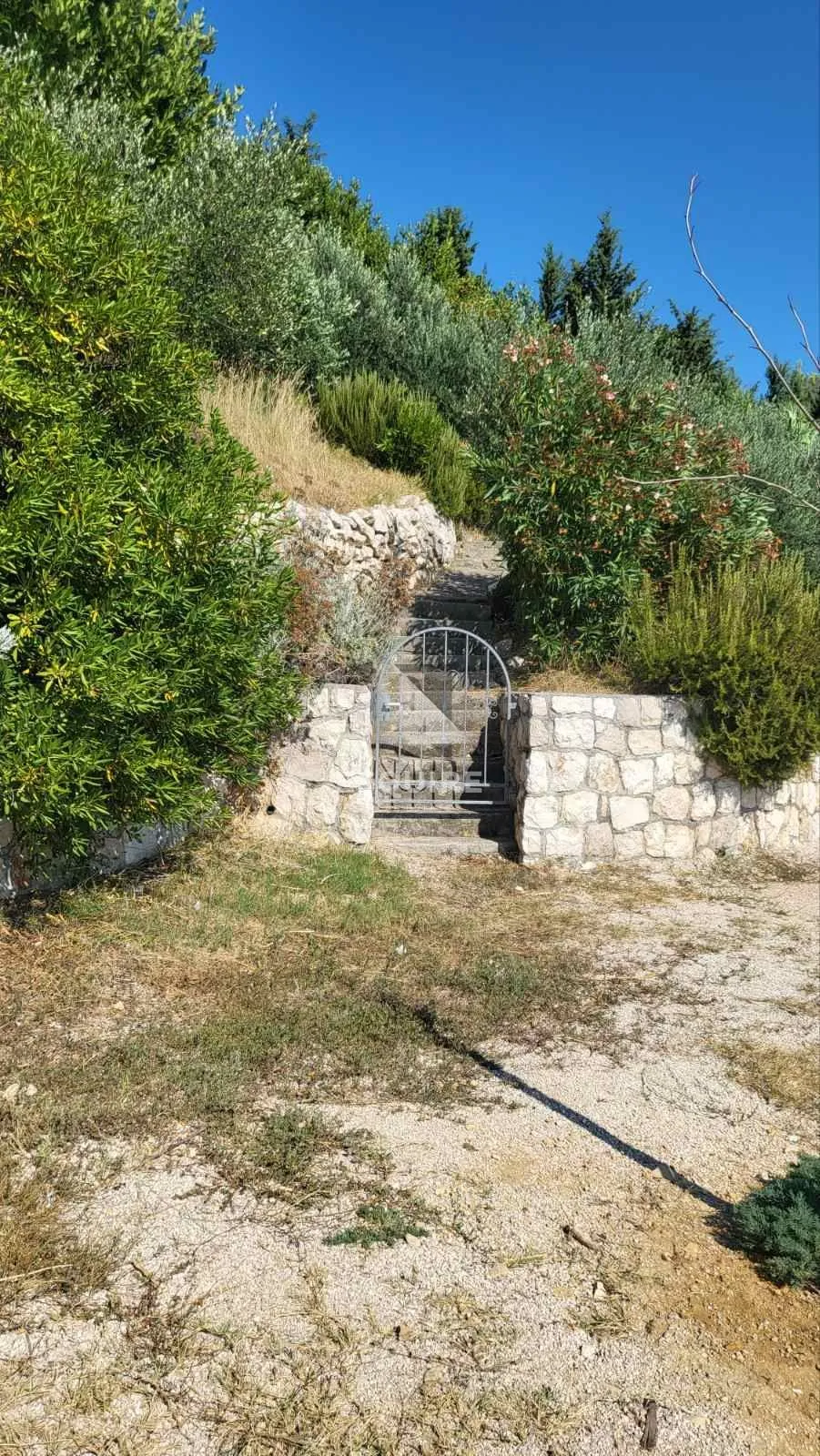 rtina - ekskluzivno - kuća 1. red do mora na zemljištu od 937m2! - slika 33
