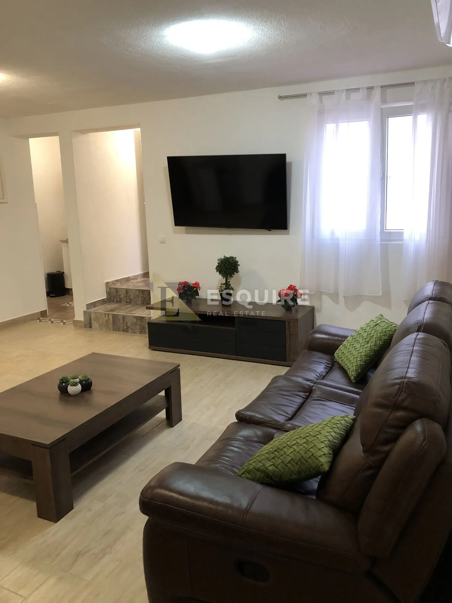 ZADAR - MASLENICA Stan s pogledom na more i vrtom! PRILIKA - Maslenica, Jasenice