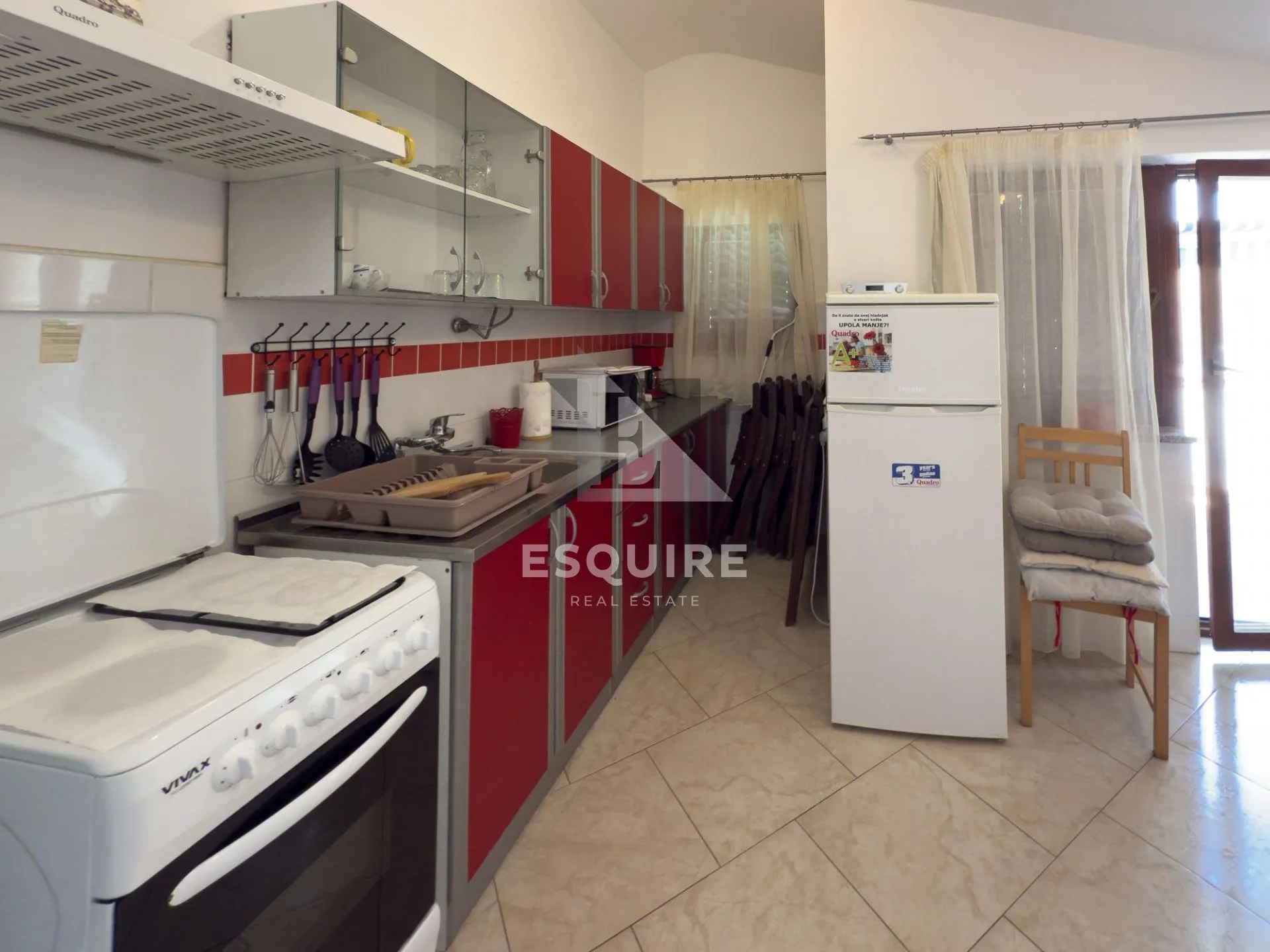 vrsi - samostojeća katnica sa dvije stambene jedinice - 250m2 - slika 4