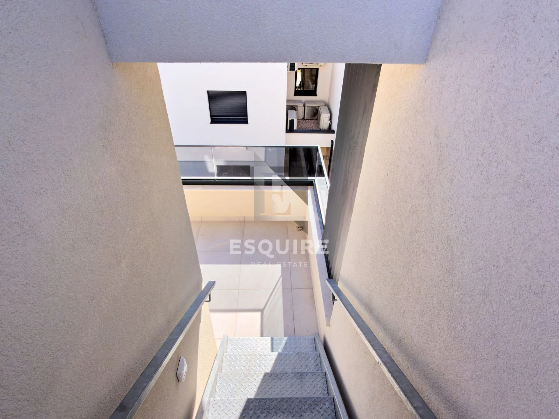 sukošan - dvosoban penthouse s5, izlaz iz stana na krovnu terasu - 92m2! - slika 9
