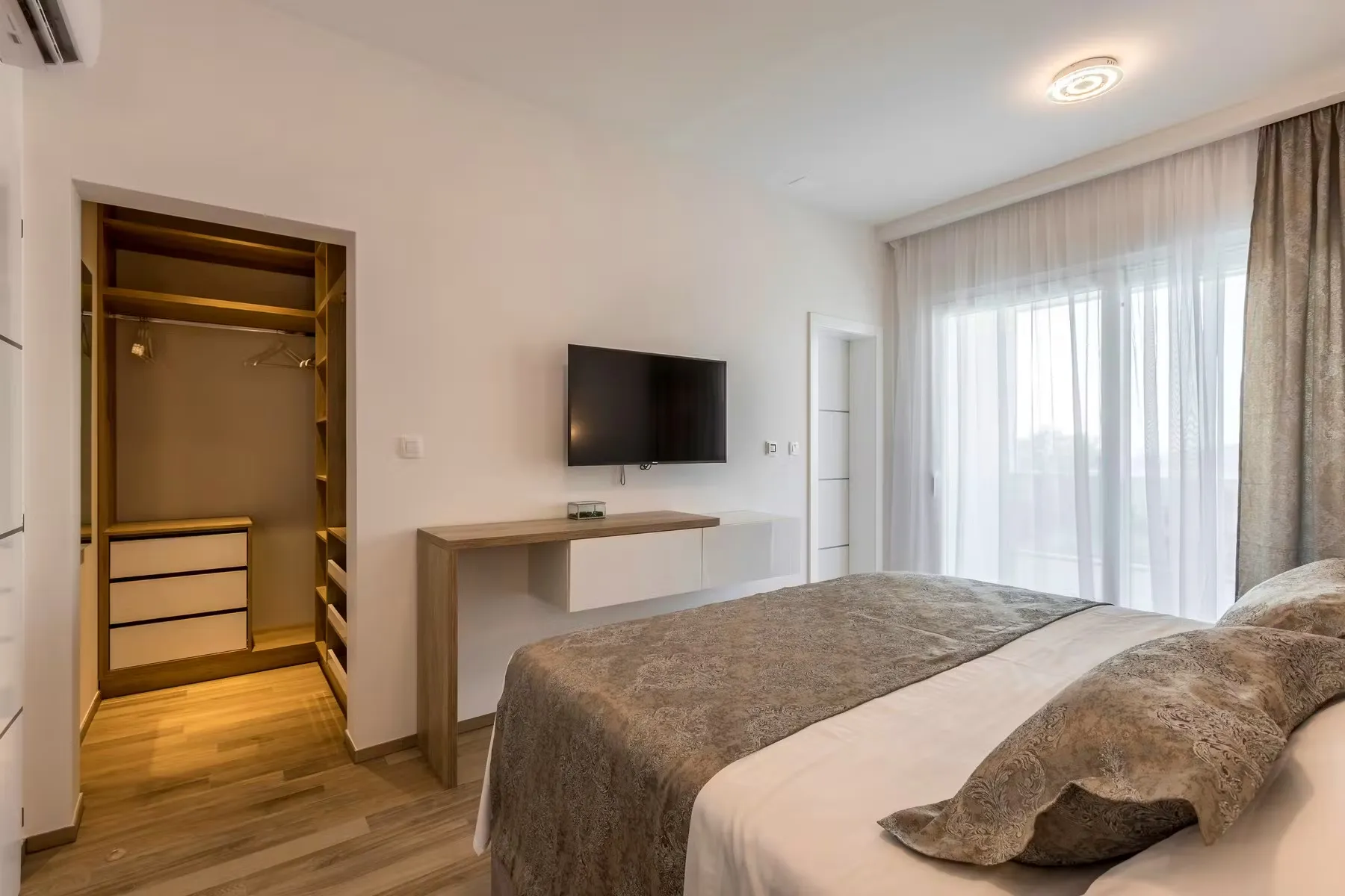 ekskluzivna vila u okolici splita - slika 20