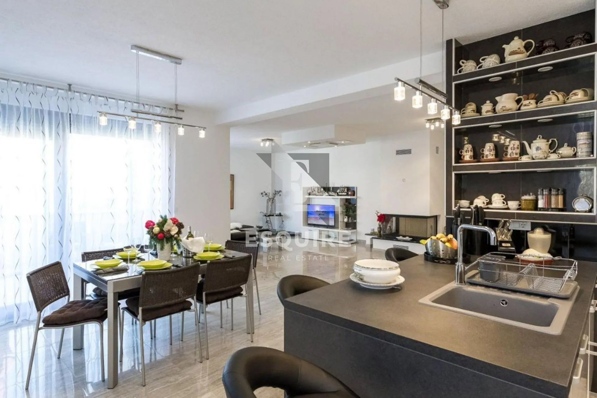 sukošan - kuća sa tri stana ukupne stambene površine - 345m2 - slika 31