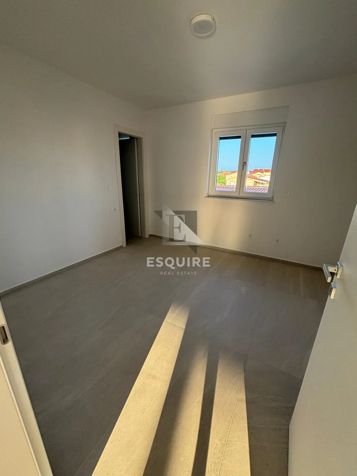 privlaka - trosoban penthouse s5 - 80m od mora - slika 17