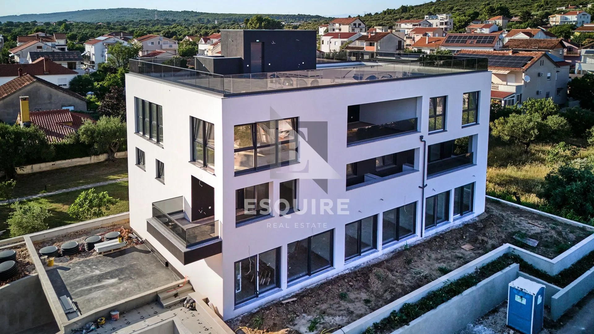 zadar - sukošan penthouse s201 prvi red do mora - 249m2 - slika 3