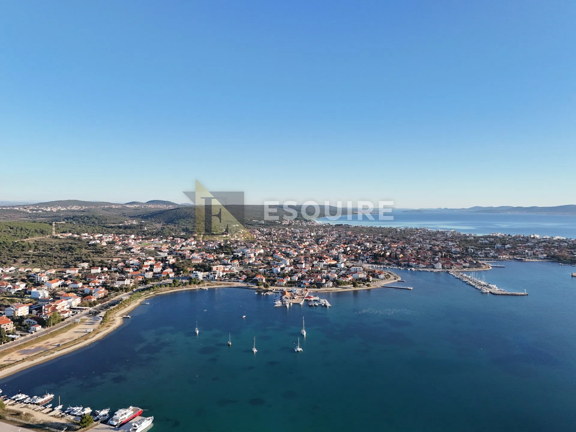 sukošan - građevinsko zemljište 200m od mora - 815m2 - slika 3