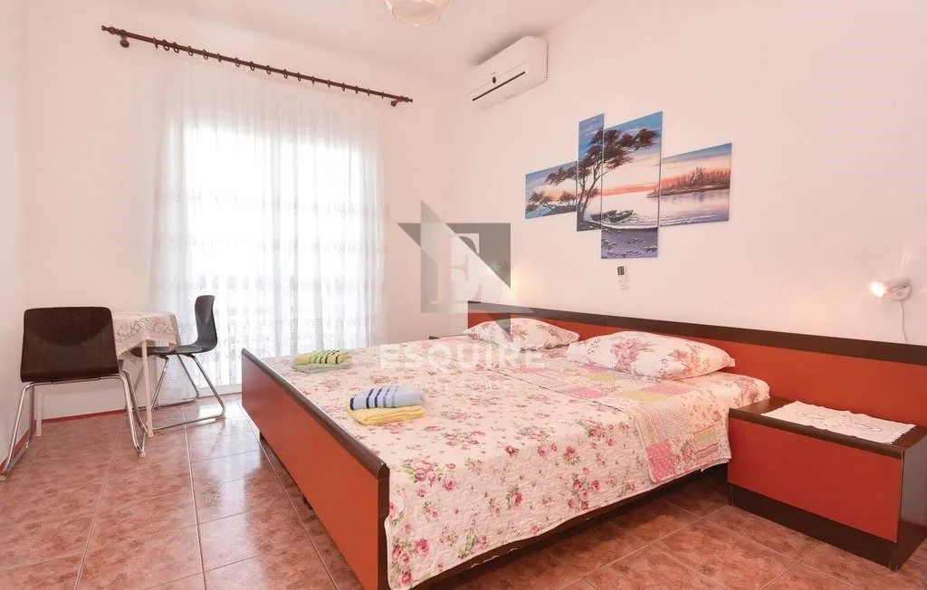čiovo - slatine villa u prvom redu do mora - slika 11