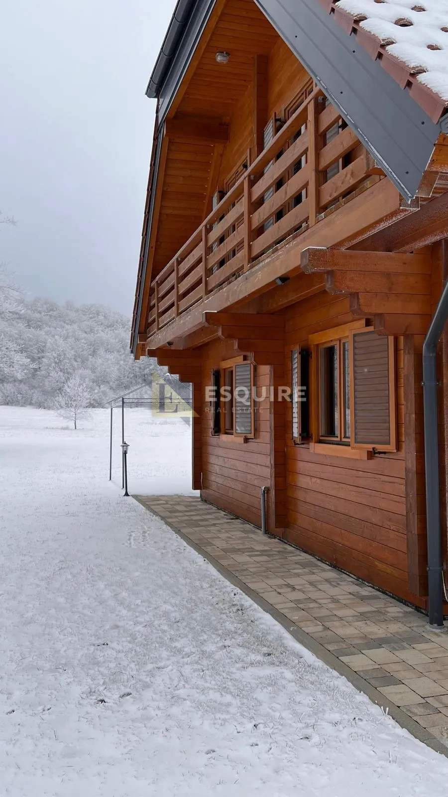 delnice kuća za odmor na parceli od 2700m2 - slika 2