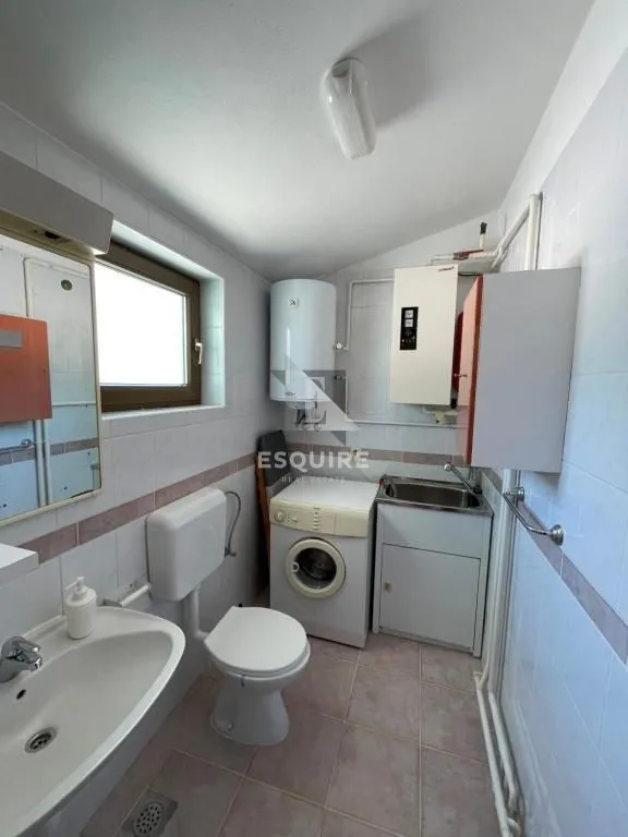 ljubač - velika parcela sa prizemnicom 1. red do mora - 702m2 - slika 14