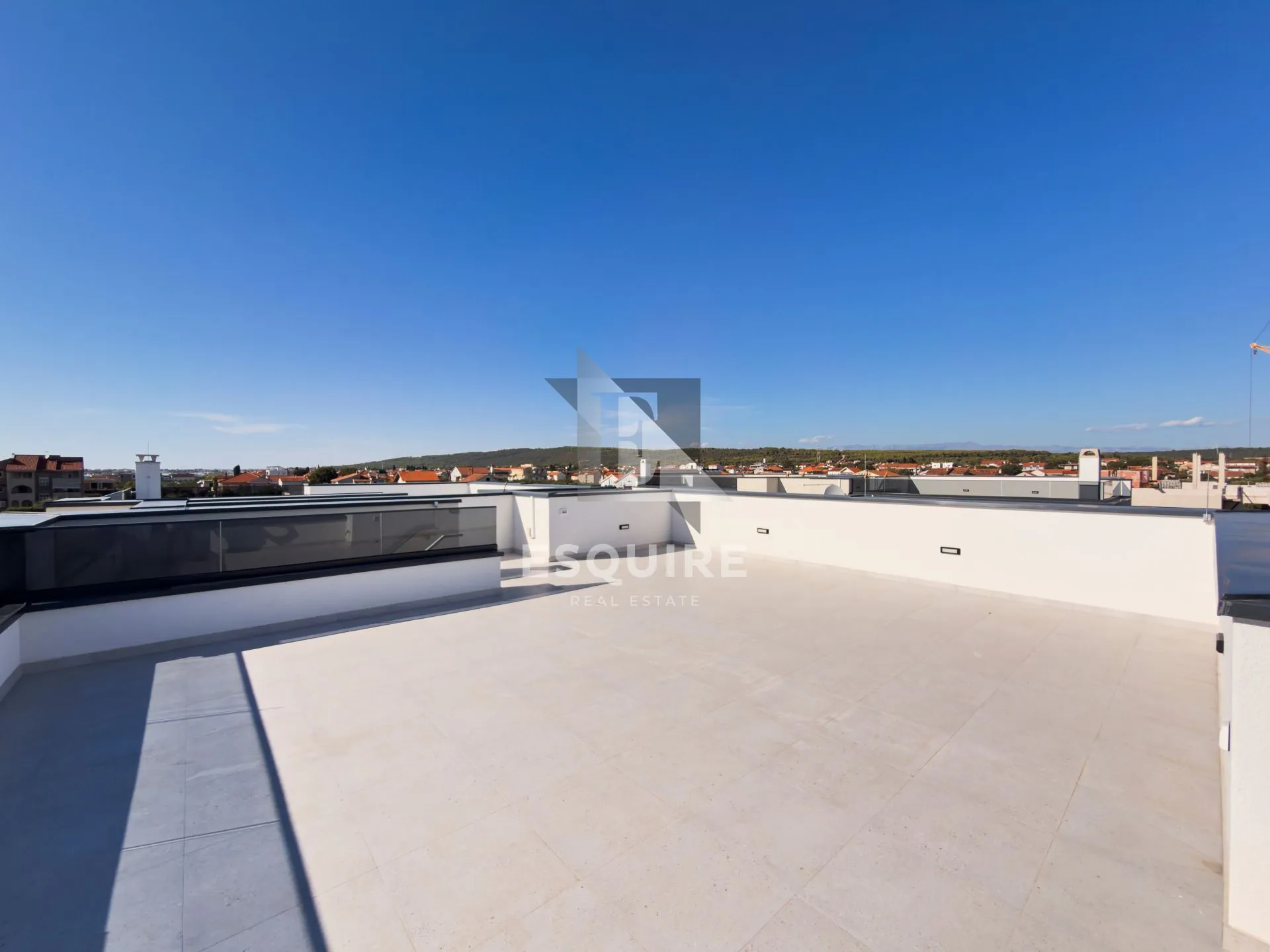 sukošan - dvosoban penthouse s5, izlaz iz stana na krovnu terasu - 92m2! - slika 7