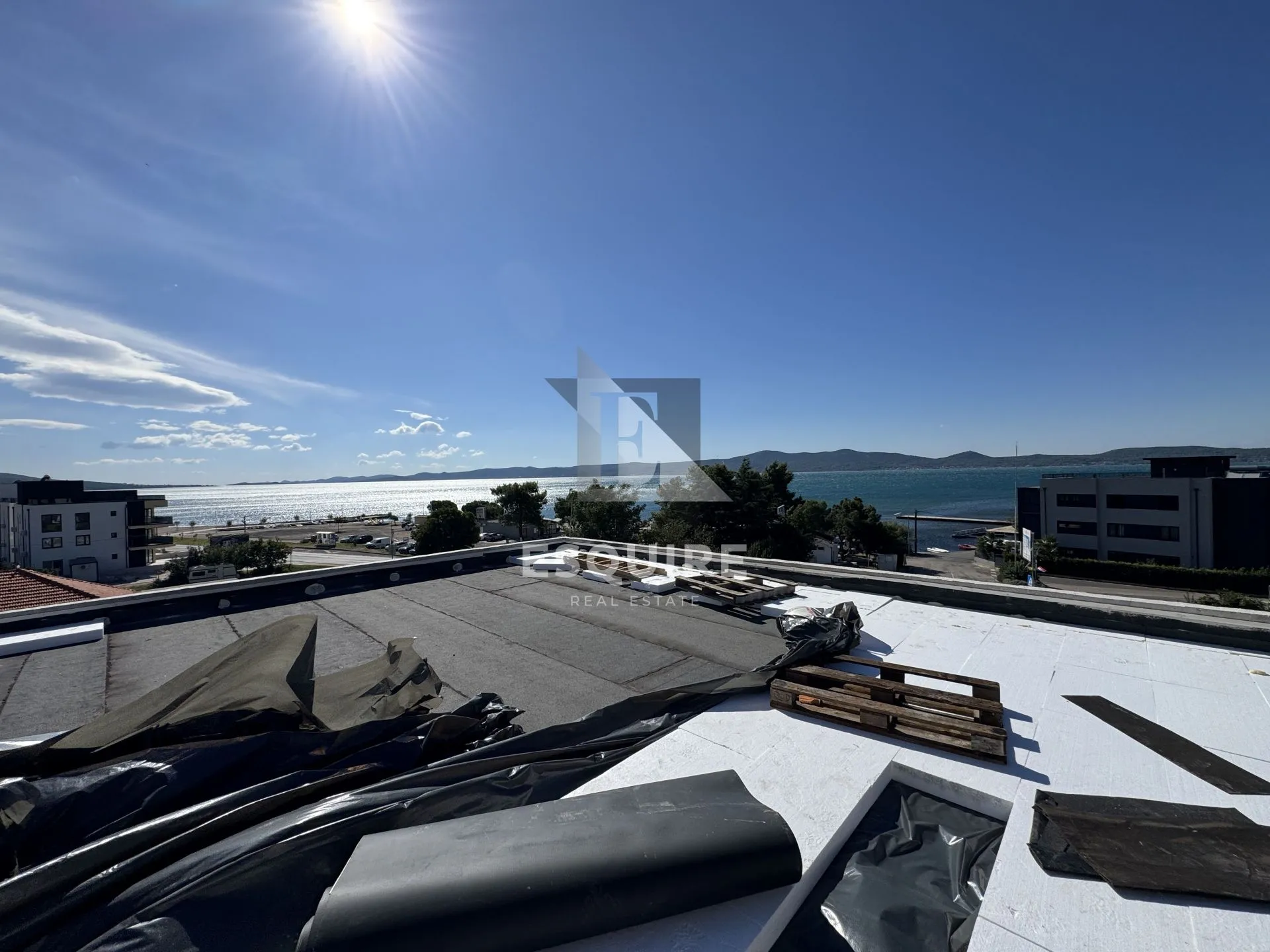 zadar - sukošan penthouse s201 prvi red do mora - 249m2 - slika 22