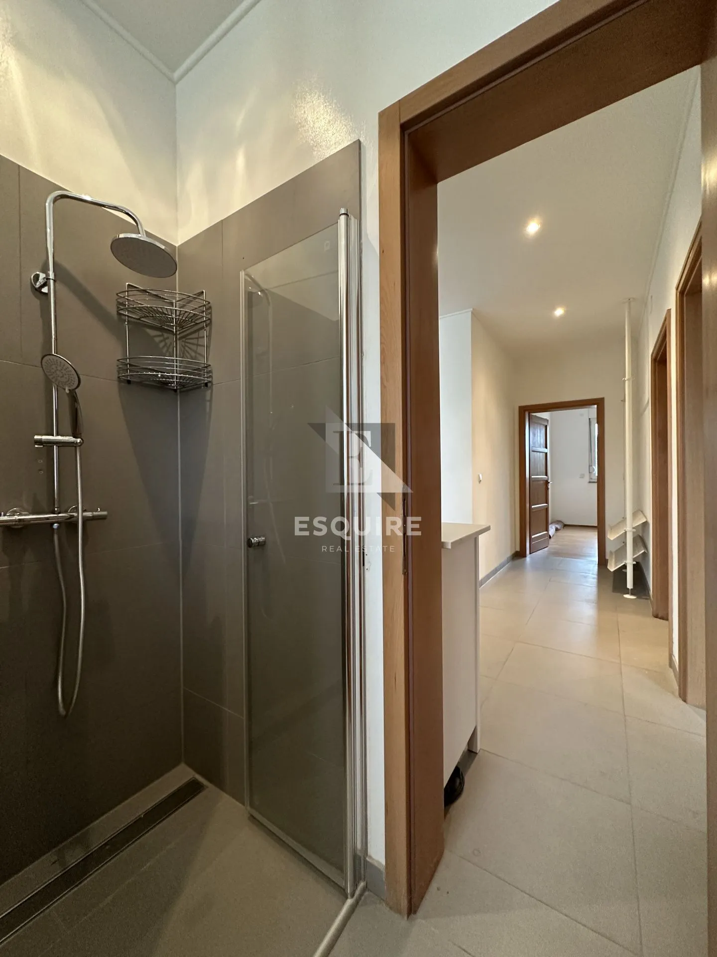 donja jagodnja - apartmanska kuća s bazenom - 540m2 - slika 22