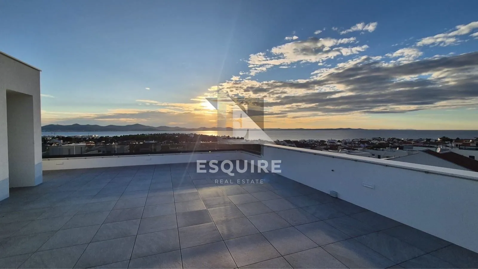 diklovac - luksuzan trosoban penthouse, garaža - 155m2 - slika 16