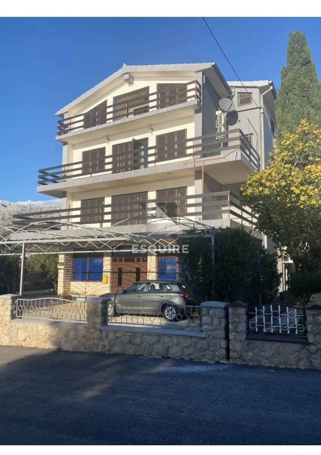 starigrad - paklenica - kuća, drugi red do mora - 695m2 - slika 9