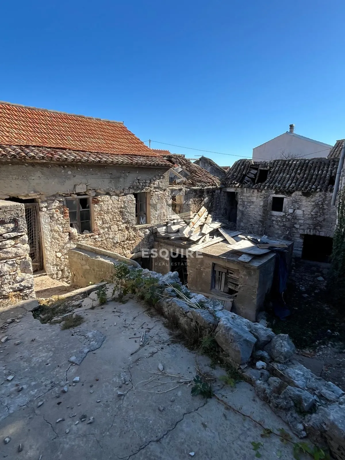 pašman - tkon - stara kamena kuća 80m od mora - 137m2 - slika 2