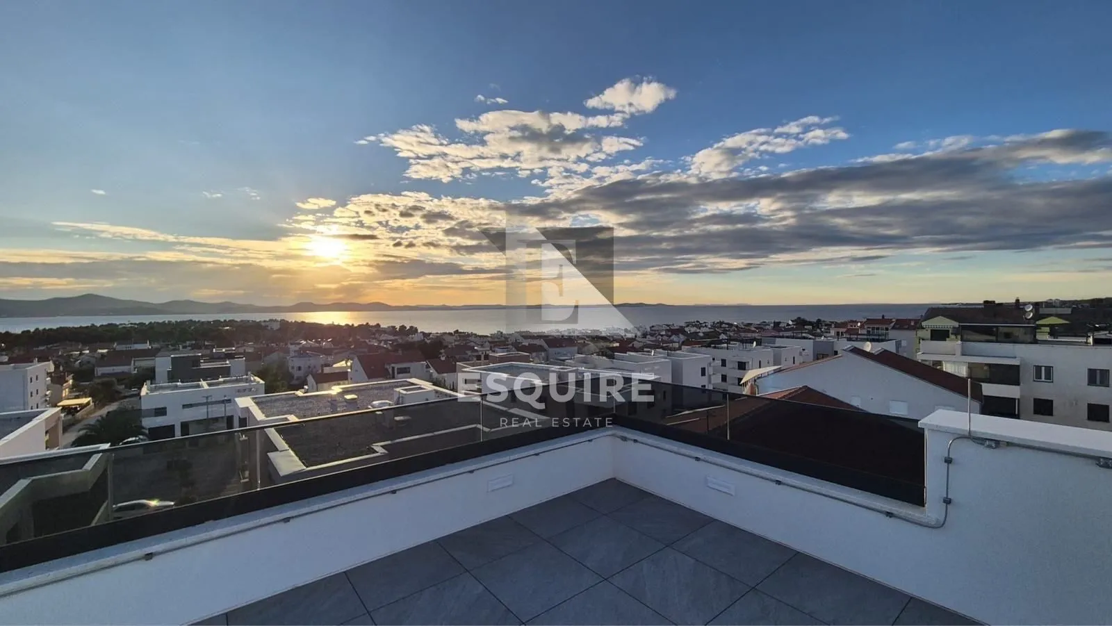 diklovac - luksuzan trosoban penthouse, garaža - 155m2 - slika 13