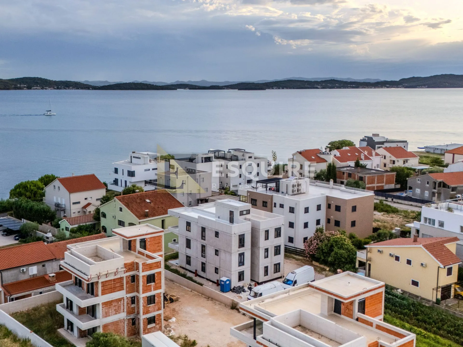 zadar - sukošan trosoban stan s01 u prizemlju s vrtom, 60 m od mora!! - slika 11