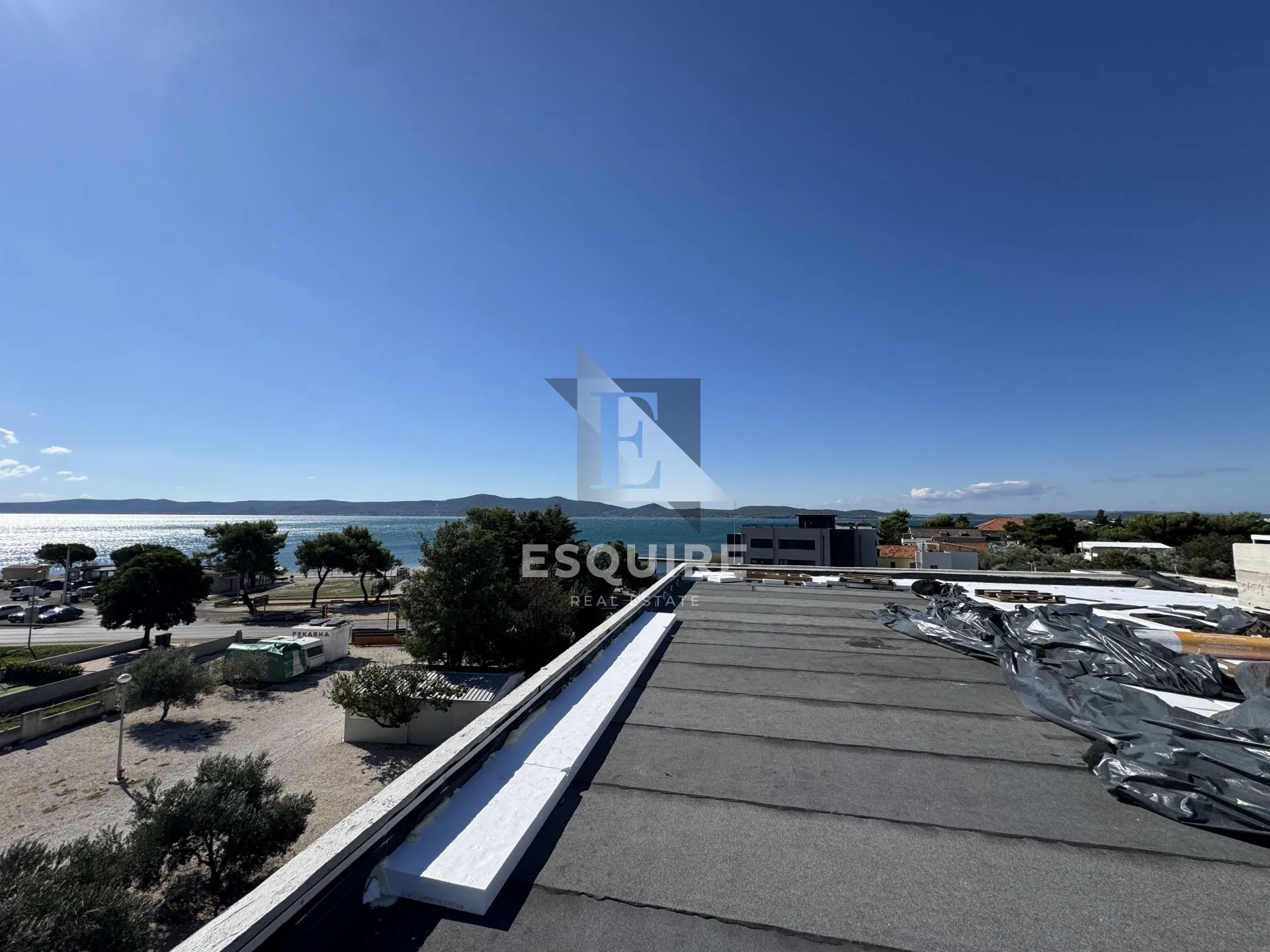 zadar - sukošan penthouse s201 prvi red do mora - 249m2 - slika 21
