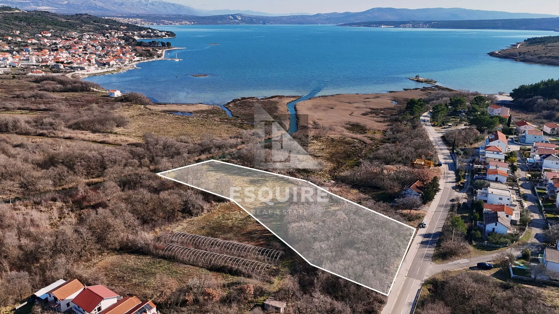 posedarje - građevinsko zemljište 3700m2 + livada - ukupno 6500m2 - slika 2